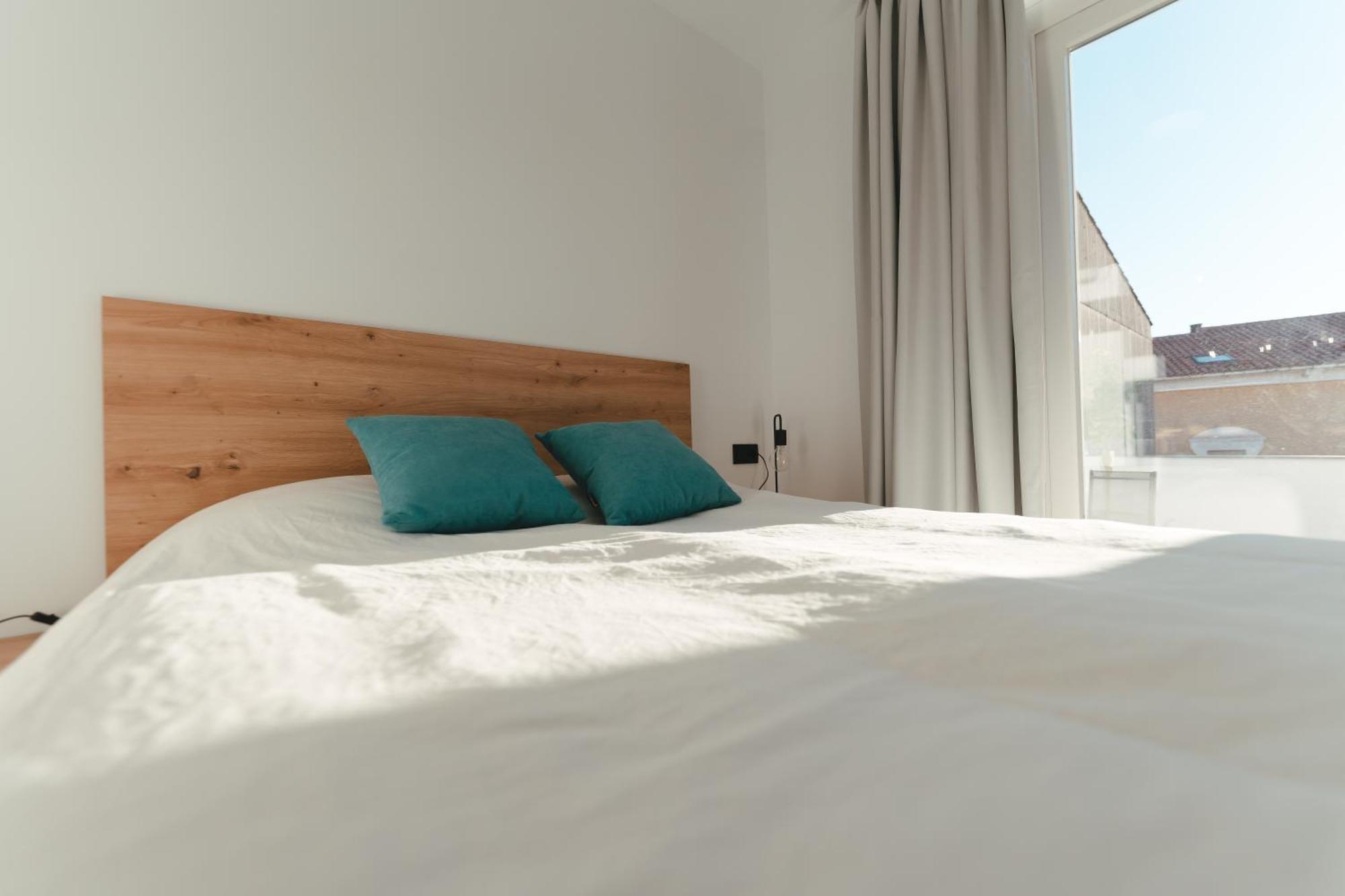 Macarena Suites Caceres Ngoại thất bức ảnh