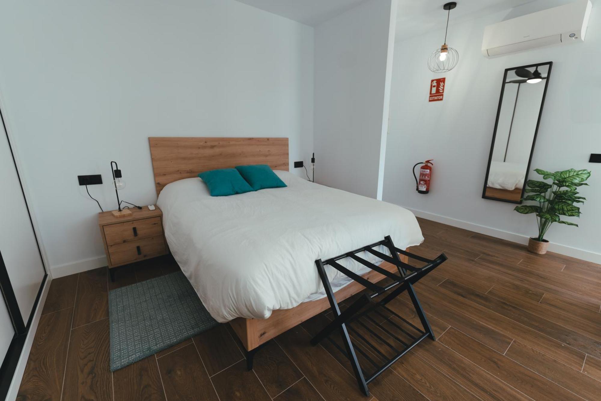 Macarena Suites Caceres Ngoại thất bức ảnh