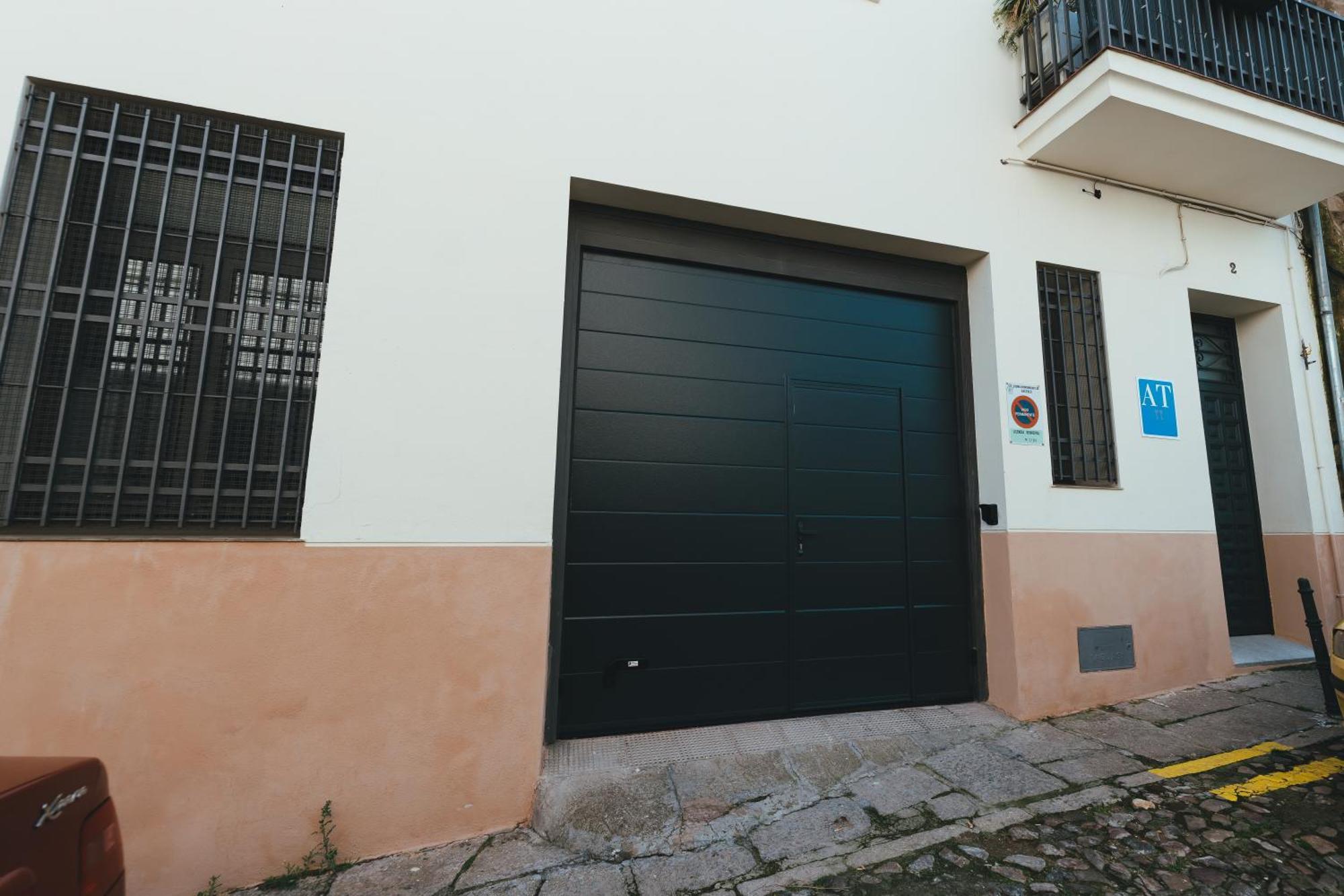 Macarena Suites Caceres Ngoại thất bức ảnh